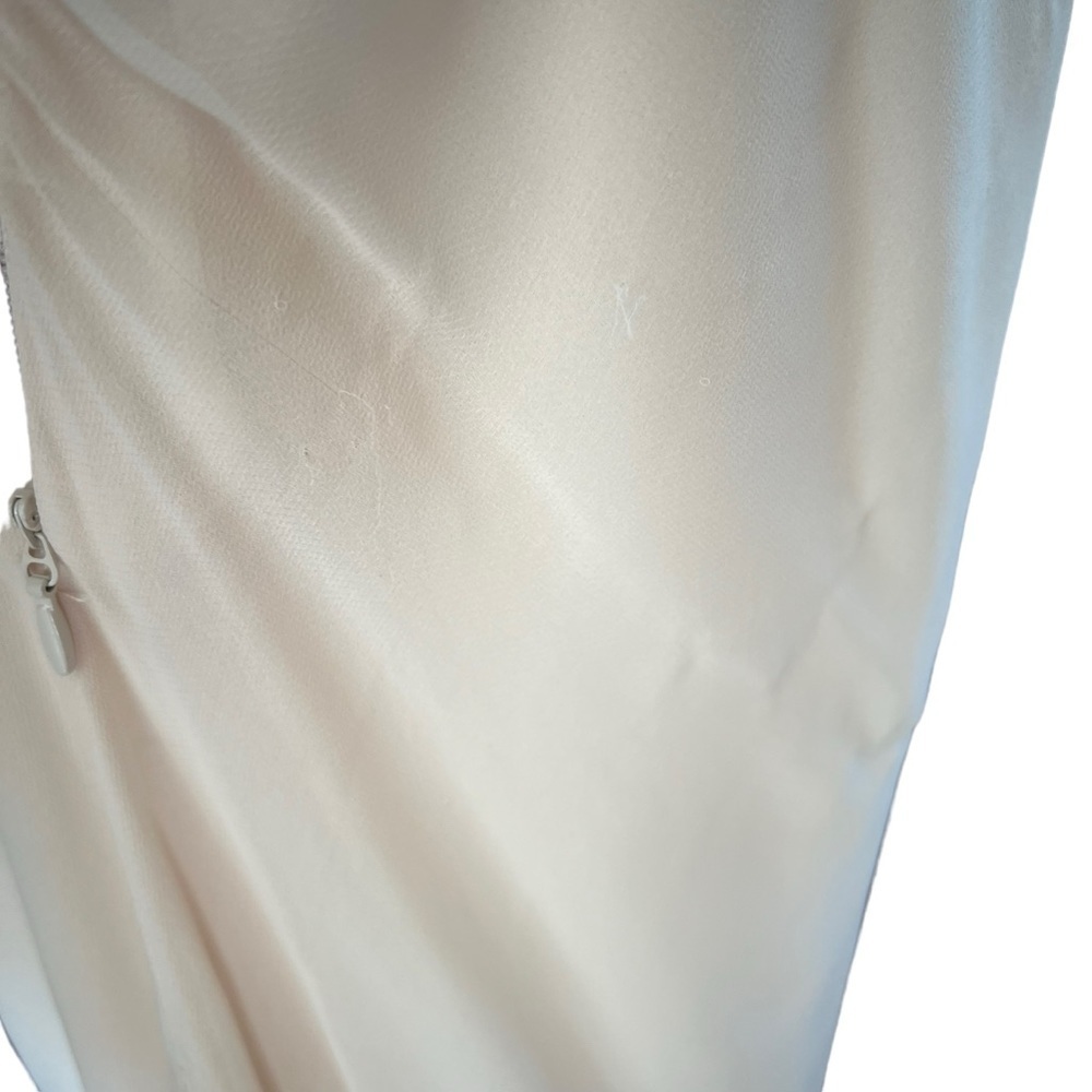 BCBGMAXAZRIA - Brandy Vanilla Draped
Lace Bodice Gown Sz 4 - Picture 11 of 15